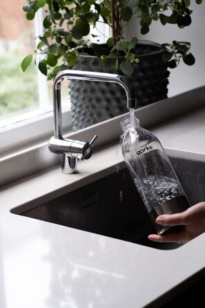 Пластикова пляшка 0,8 л для апарату газування води Carbonator 3, набір 2 предмети Aarke