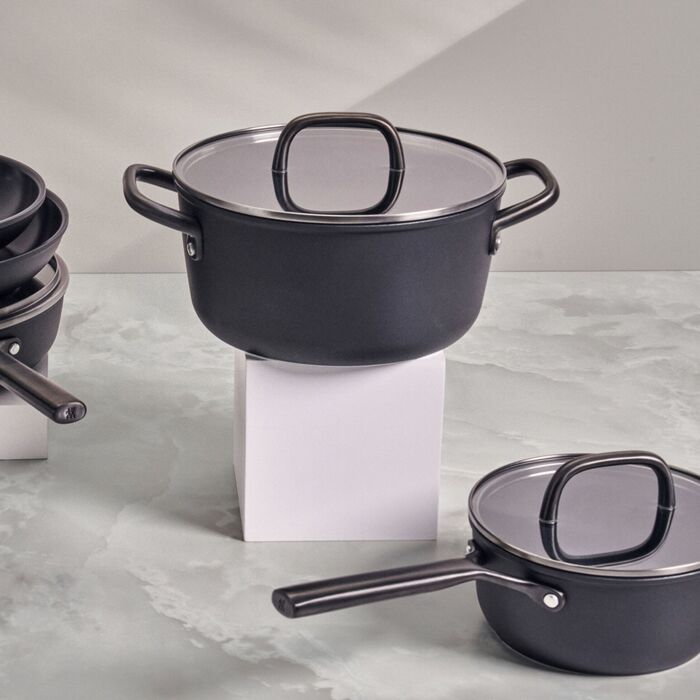 Каструля зі скляною кришкою 24 см, чорна Milano Zwilling