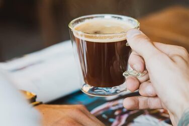 Набір із 2 чашок для кави з подвійними стінками 400 мл Konsimo