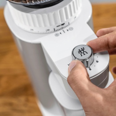 Кавомолка сріблясто-біла Enfinigy Zwilling