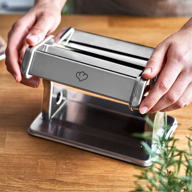 Інструкція SPRINGLANE Nonna, нержавіюча сталь, виробник макаронних виробів включно з брошурою з рецептами, сушарка для макаронних виробів і 3 насадки для нарізки спагетті, лазаньї, тальятелле - (насадка для лінгвіні, аксесуари)