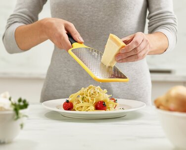 Набір з терки та овочерізки 2 предмети Joseph Joseph