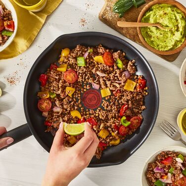 Tefal Сковорода с крышкой для Дня семьи 24 см