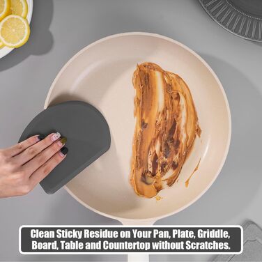 Гибкий силиконовый скребок для теста 15,2 х 11 см черный Lazymi