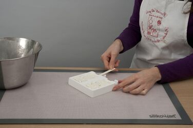 Вафельниця для серця на фруктовому морозиві 780 Вт Bestron