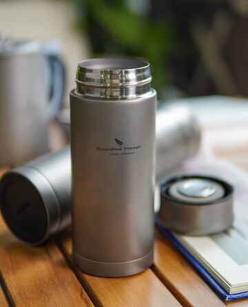 Титановые термосы Бутылки 450 мл Вакуумная кружка с фильтром Женщины Мужчины Спорт Велоспорт Бутылка для воды Двухслойная Легкая Походная Кемпинг Портативная Чай Кофе Вино Бизнес-Чашка Ti3010D (300 мл Ti3009d)