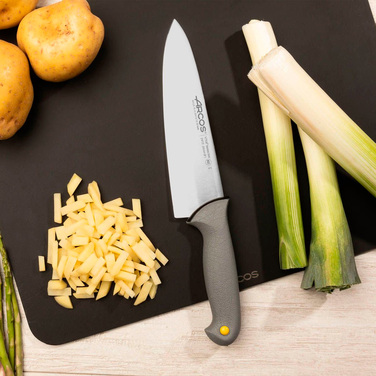 241000 Ніж кухарський 200 мм серія 'Сolour-prof'