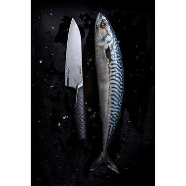 Ніж для шеф кухаря середній Fiskars Taiten 16 см (1066832)