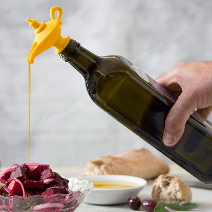 Кришка для пляшки з маслом Peleg Design Oiladdin