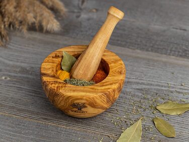 Оливковая ступка и набор пестиков - Ступка - Деревянная ступка - Экологичная ступка для трав и специй Диаметр ок. 12 см (в расплющенном виде Ø 14 см)