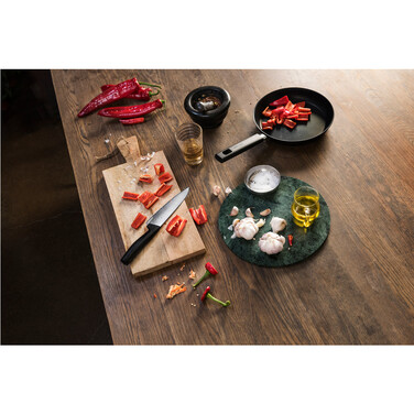 Нож для шеф-повара средний Fiskars Hard Edge 17 см (1051748)