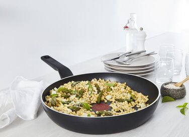 Tefal Сковорода Start&Cook, 28см, алюминий, черный