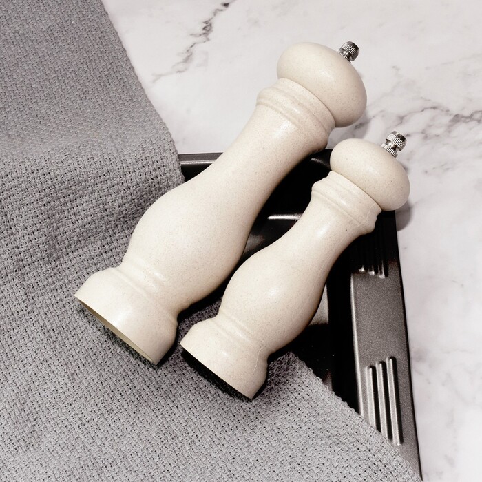 Млин для перцю і приправ Fissman 20x6 см механічна (8207)