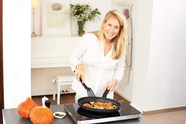 Сковорода Schulte-Ufer Charisma i, сковорода, литий алюміній, з оптичним дисплеєм для оптимальної температури, підходить для індукції, діаметр 24 см, 1638-24 i, алюмінієва сковорода 24 см