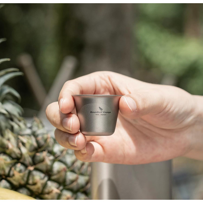 Мл Титановая фляга для бедра Карманный кувшин Открытый плоский бутылка для ликера Кемпинг Ультралегкий винный горшок с воронкой Ti3061D (бутылка 250 мл с кружкой 15 мл-ti3064D), 200