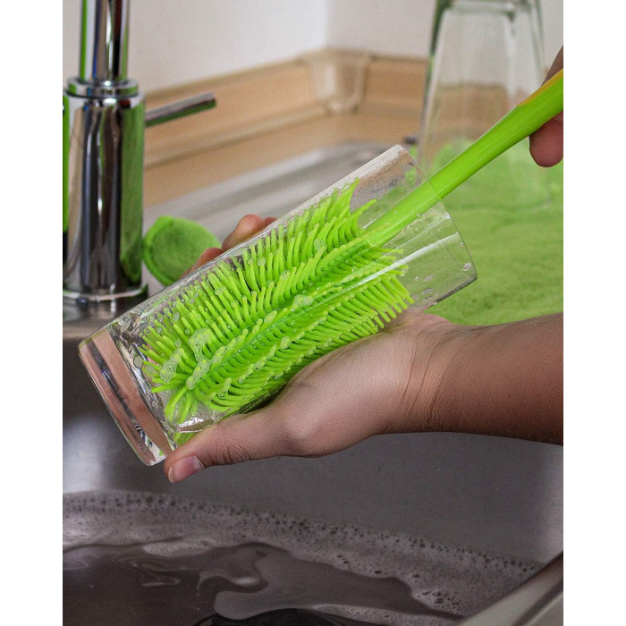 Силиконовая щетка для посуды черная Kochblume