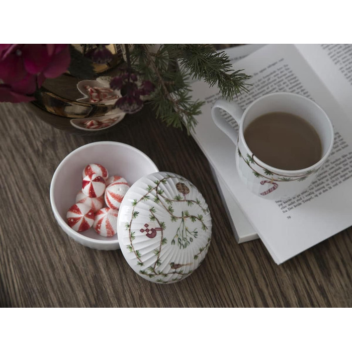 Чаша сервировочная 12 см белая с акварельной росписью Christmas Hammershøi Kähler