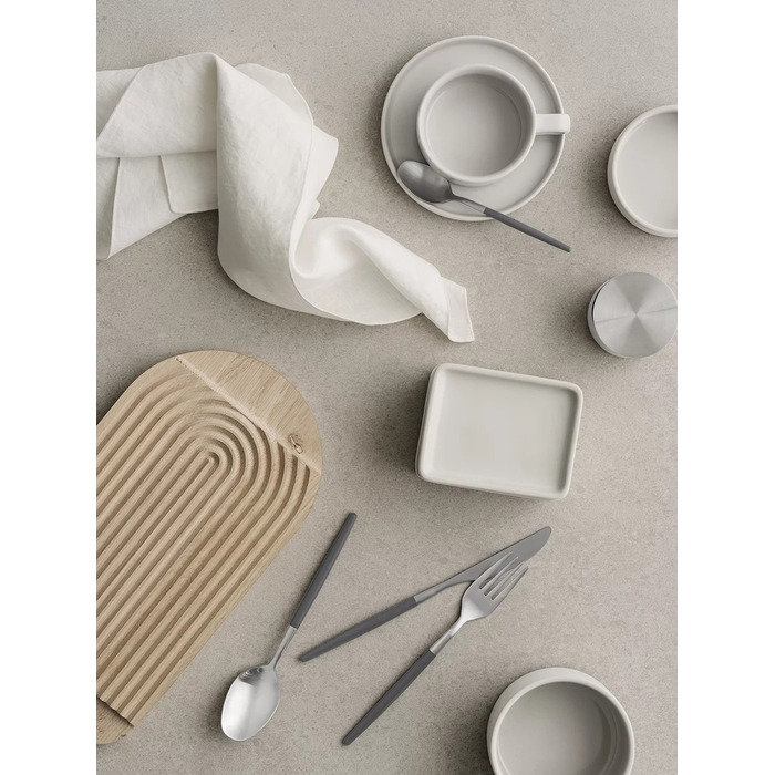 Дошка сервірувальна та обробна 32 x 17 см, дубова Zen Blomus