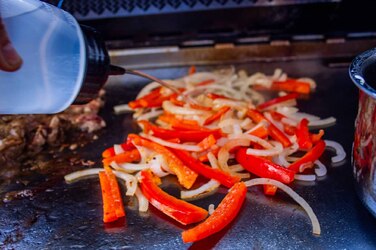 Планча з нержавіючої сталі для газових грилів Napoleon Rogue 525/Prestige/Pro/700 Series 56094 Код: 013230