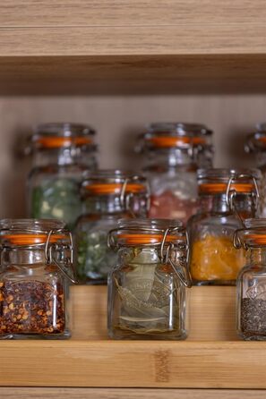Набір баночок для спецій 70 мл, 6 предметів з дерев'яною полицею Kilner