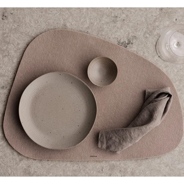 Килимок настільний коричневий Lagona Blomus