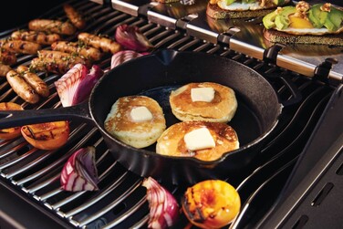 Газовый гриль Napoleon Phantom Rogue SE 425, c задней и боковой Sizzle Zone конфорками, черный мат RSE425RSIBPK-1-PHM Код: 011760