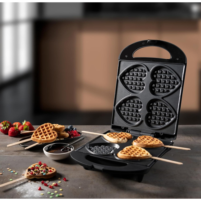 Вафельниця для вафель у формі серця на паличці 780 Вт, чорний Bestron