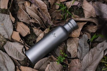 Титанова пляшка для води з титановою кришкою для кемпінгу 750 мл. Boundless Voyage