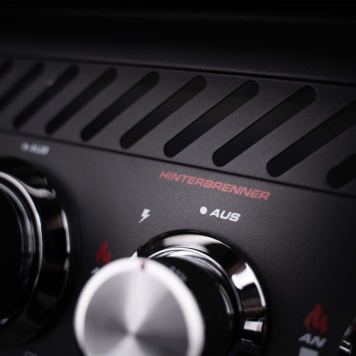 Газовый гриль SANTOS S-418 All Black, с боковой и задней горелкой, черный полностью 890055 Код: 010956