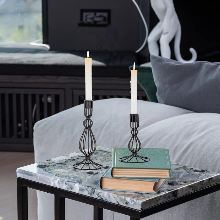 Матовий чорний підсвічник для конічних свічок Sziqiqi