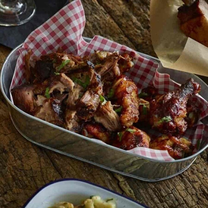 Жиронепроницаемая бумага 25х20 см, клетка, красная, GenWare