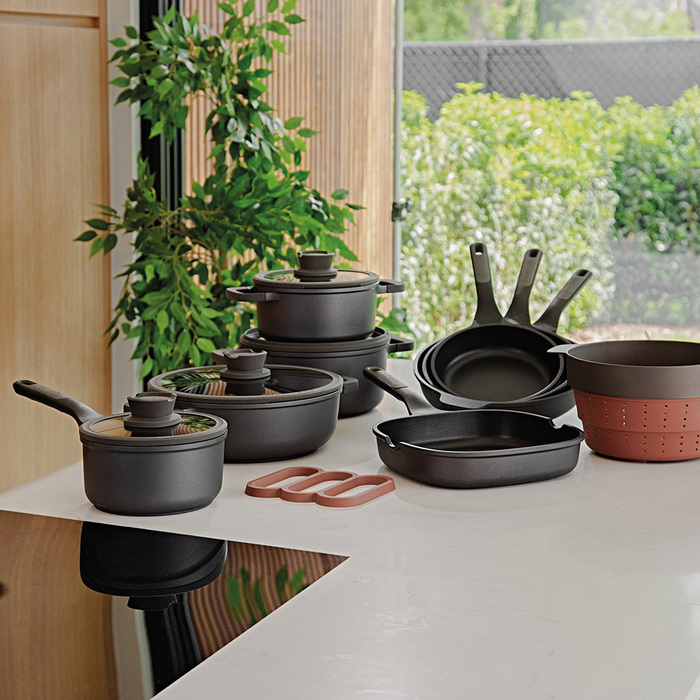 Кастрюля с антипригарным покрытием BergHOFF LEO STONE+, диам. 20 см, 2,7 л