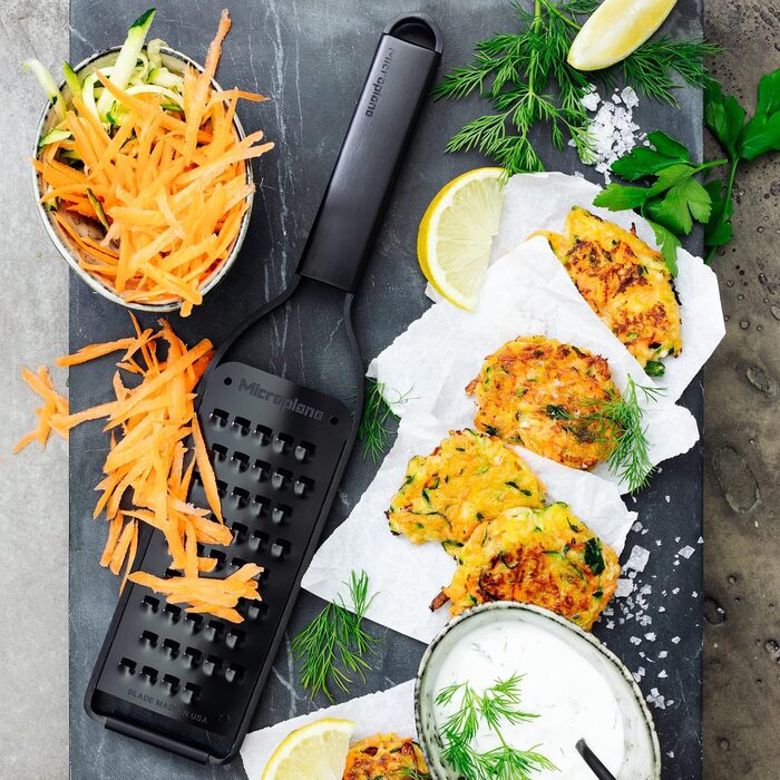 Терка 30 см экстра крупная, черная Black Sheep Microplane