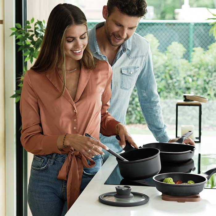 Сковорода-гриль з антипригарним покриттям 26 х 26 см BergHOFF