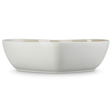 Блюдо сервірувальне у формі серця 30 см, бежеве Heart Le Creuset
