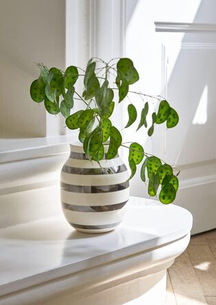 Ваза 12,5 см чорно-біла Omaggio Kähler