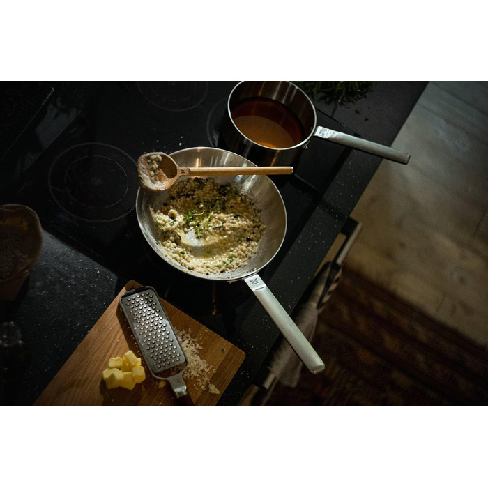 Ковш 1,8л Fiskars Norden, без покрытия (1067637)