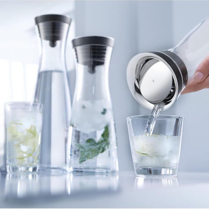 Графин для води 0,75 л, чорний Basic WMF