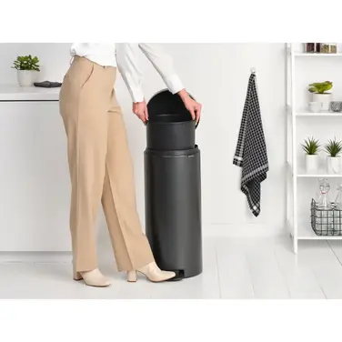 Бак для сміття з педаллю 30 л Brabantia