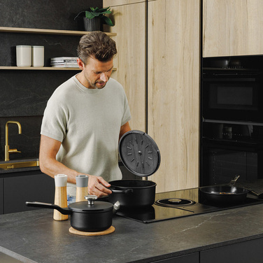 Каструля з антипригарним покриттям BergHOFF LEO PHANTOM, діам. 28 см, 7,2 л