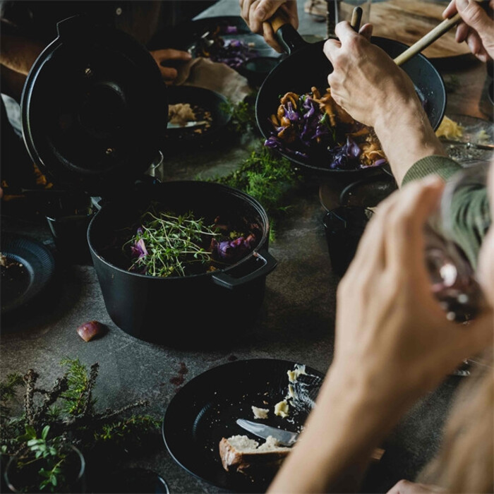 Кастрюля чугунная Fiskars Norden 6 л (1026566)