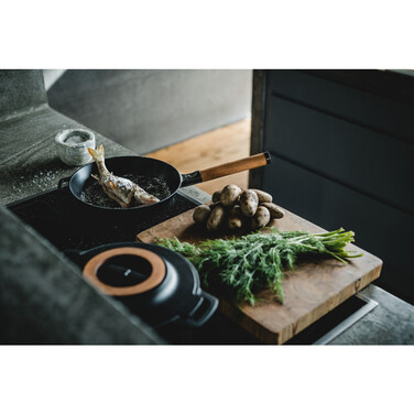 Сковорода чугунная Fiskars Norden 26 см (1026569)