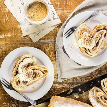 Тарілка десертна Maxwell & Williams WHITE BASICS ROUND, порцеляна, діам. 15 см