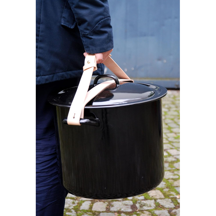 Каструля 24 см, 8 л, чорний Riess