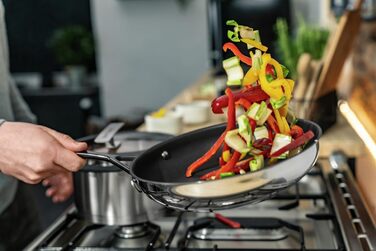 Набір каструль з нержавіючої сталі, 9 предметів чорний Bellasera Zwilling