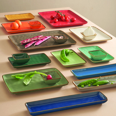 Блюдо сервірувальне прямокутне Rose&Tulpani Milano CONCERTO CORALLO, керамограніт, корал, 32 х 8 см