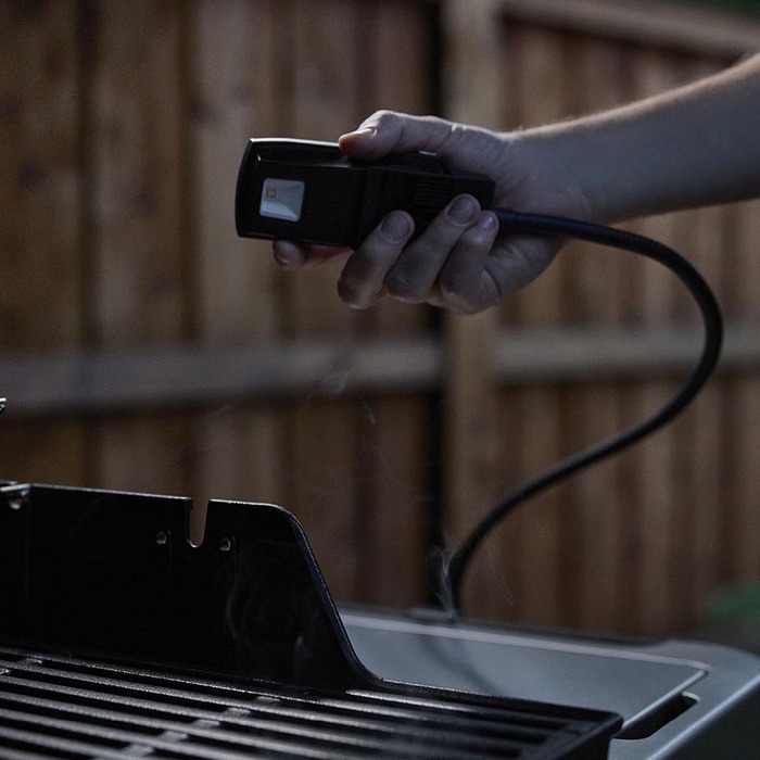 Гнучкий ліхтар для гриля Weber Works Flex Light 3400518 Код: 013083