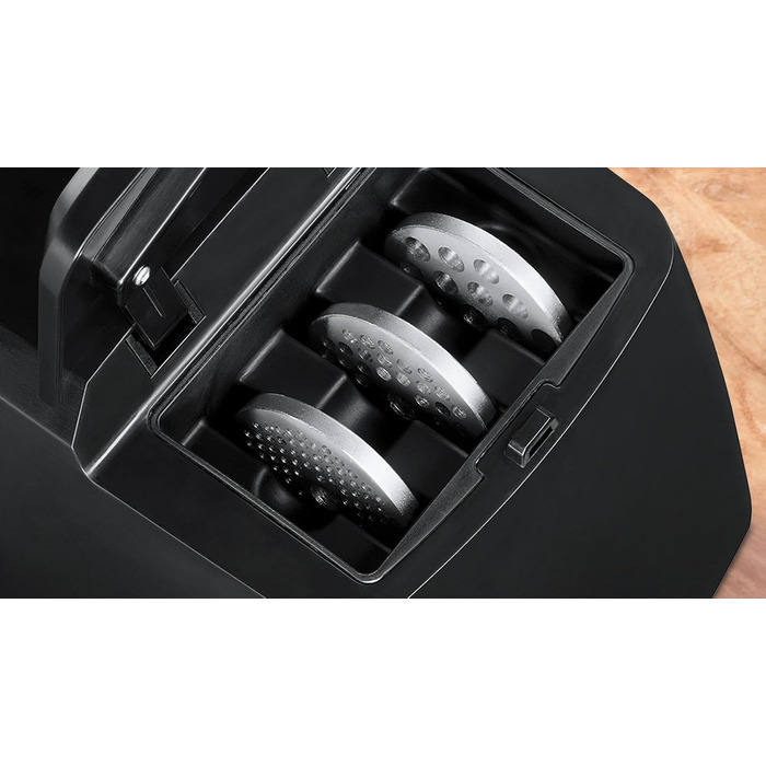 М'ясорубка 2200 Вт з насадкою для сосисок, чорний/сріблястий ProPower Bosch