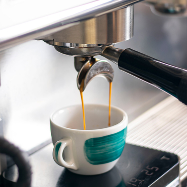 35112 Чашка espresso 75 мл Green stroke B 'Verona Millecolori Hand Painted Brush stroke B Green with