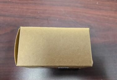 Автоматический винный насос WIWONEY с 1 перезаряжаемым вакуумным насосом и 4 винными пробками для вакуума и 1 зарядным кабелем типа C (черные силиконы)